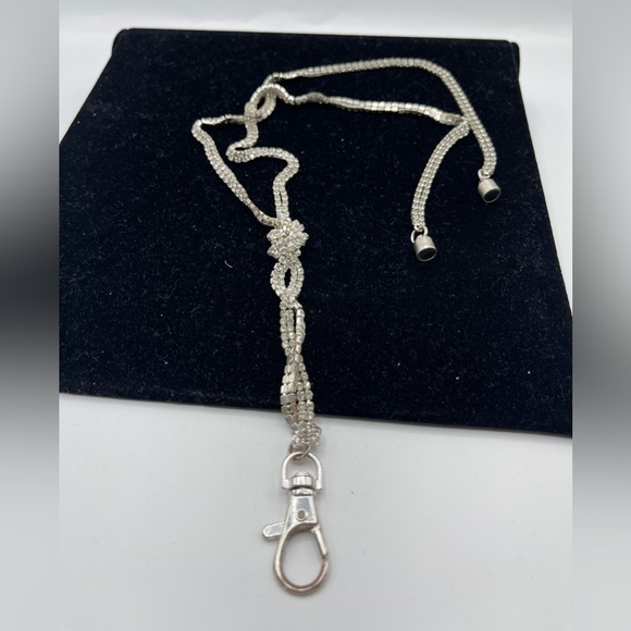 Statement Clear Rhinestone Badge Holder - Picture 4 of 5